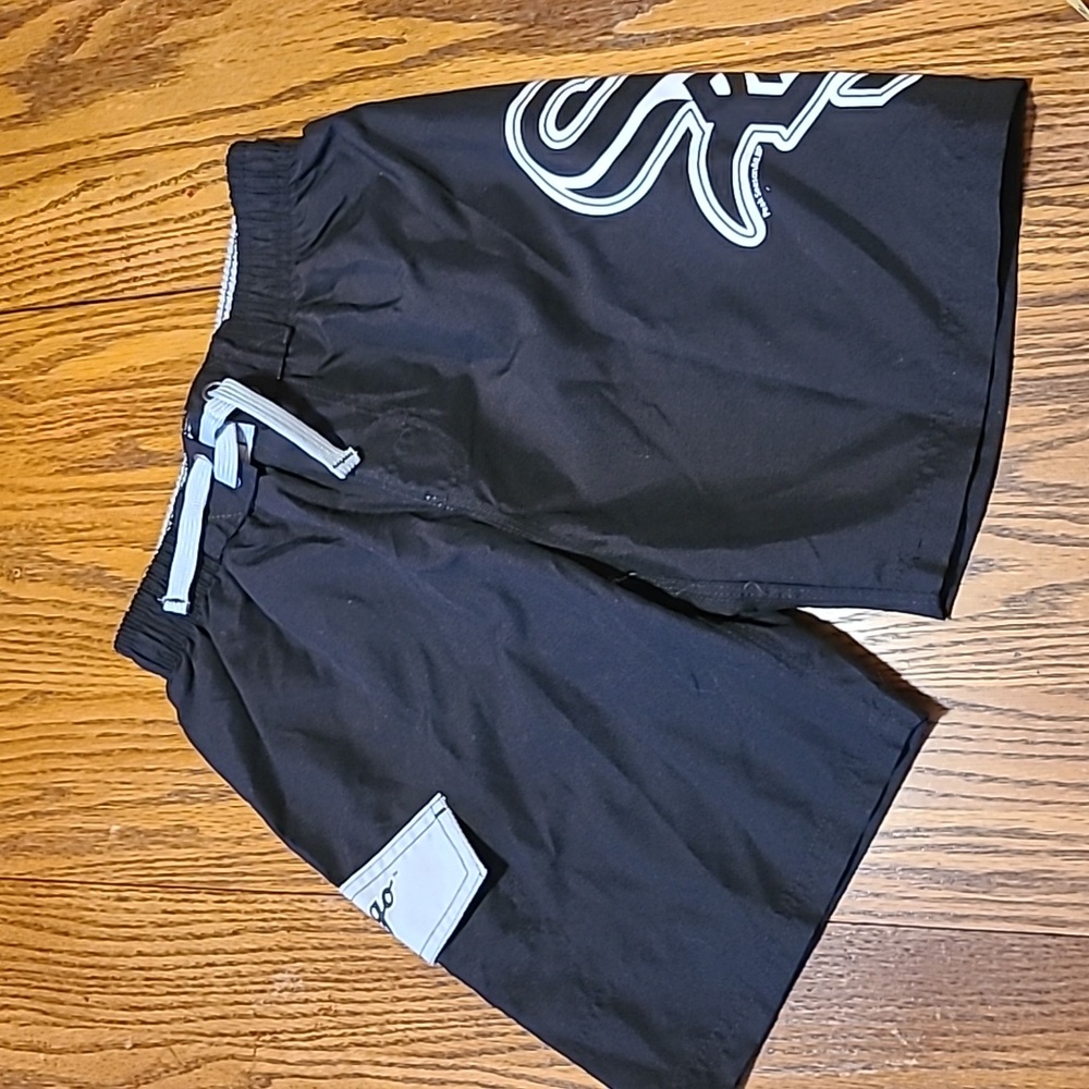 Chicago White Sox NWT Swim Trunks - Boy's 6